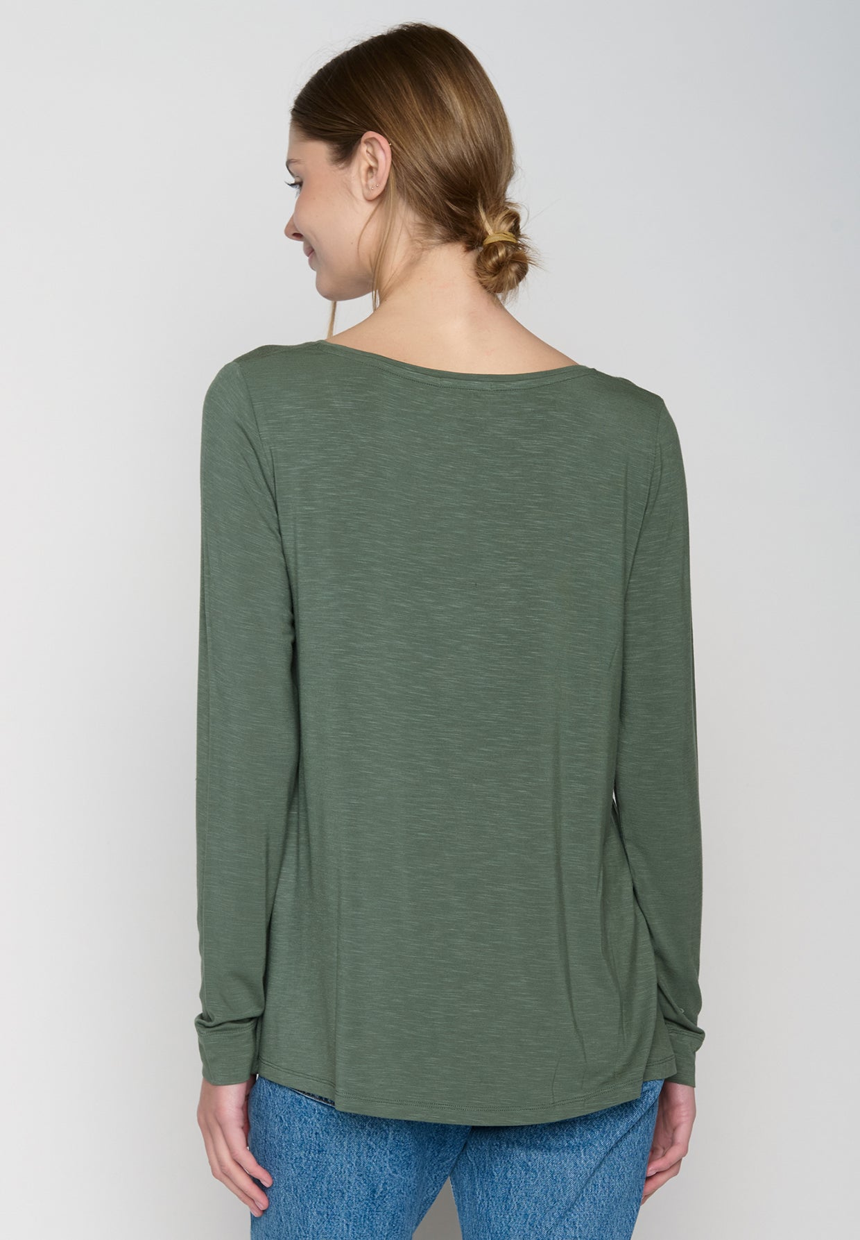 Grau:  Lässiges Longsleeve aus Viskose (LENZING™ ECOVERO™) Mix für Damen [19161]