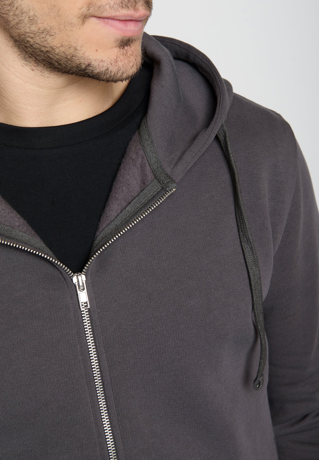 Grau:  Sportliche Zipjacke aus Bio-Baumwolle für Herren [19175]
