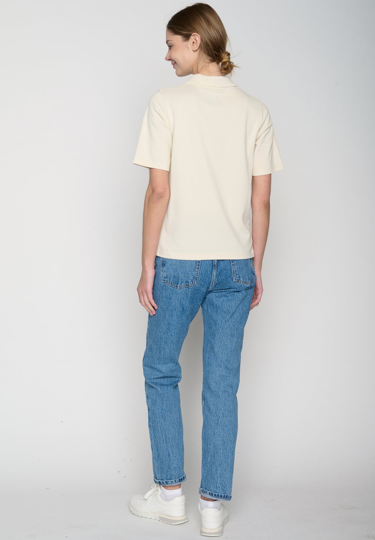 Off White: Sportliches Polo aus Baumwoll-Mix für Damen [19388]