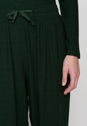 Dark Forest: Lässige Hose aus LENZING™ ECOVERO™ für Damen [19401]