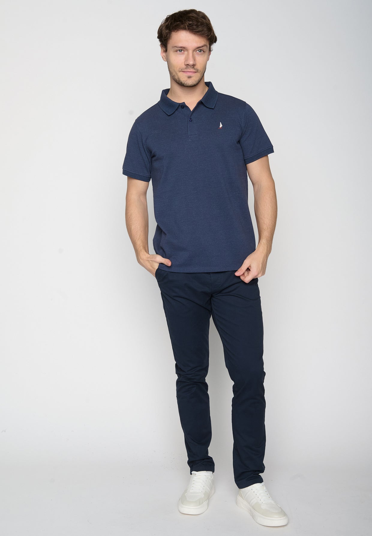 Navy: Sportliches Polo aus Baumwoll-Mix für Herren [19415]
