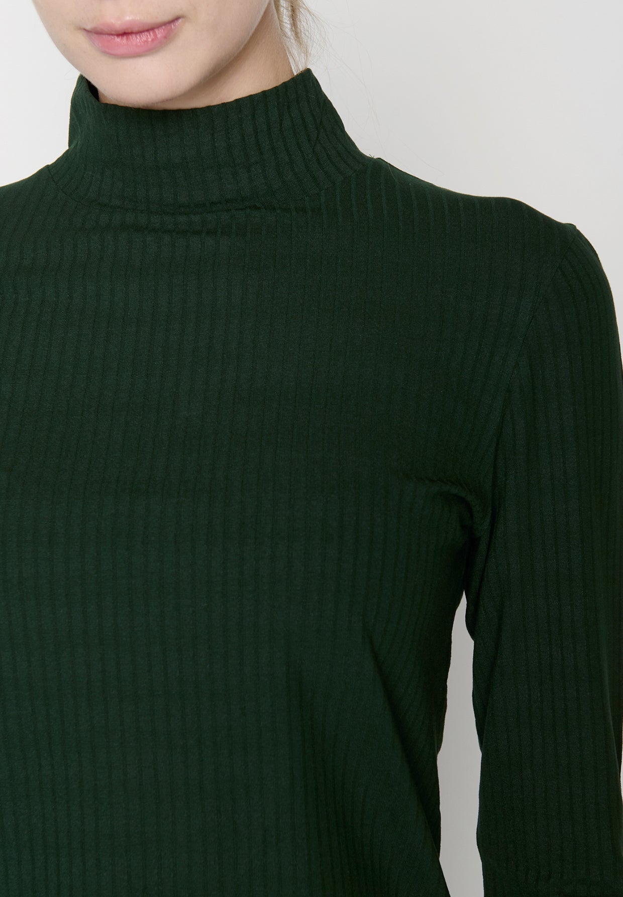 Dark Forest: Lässiges Longsleeve aus LENZING™ TENCEL™ Mix für Damen [19448]