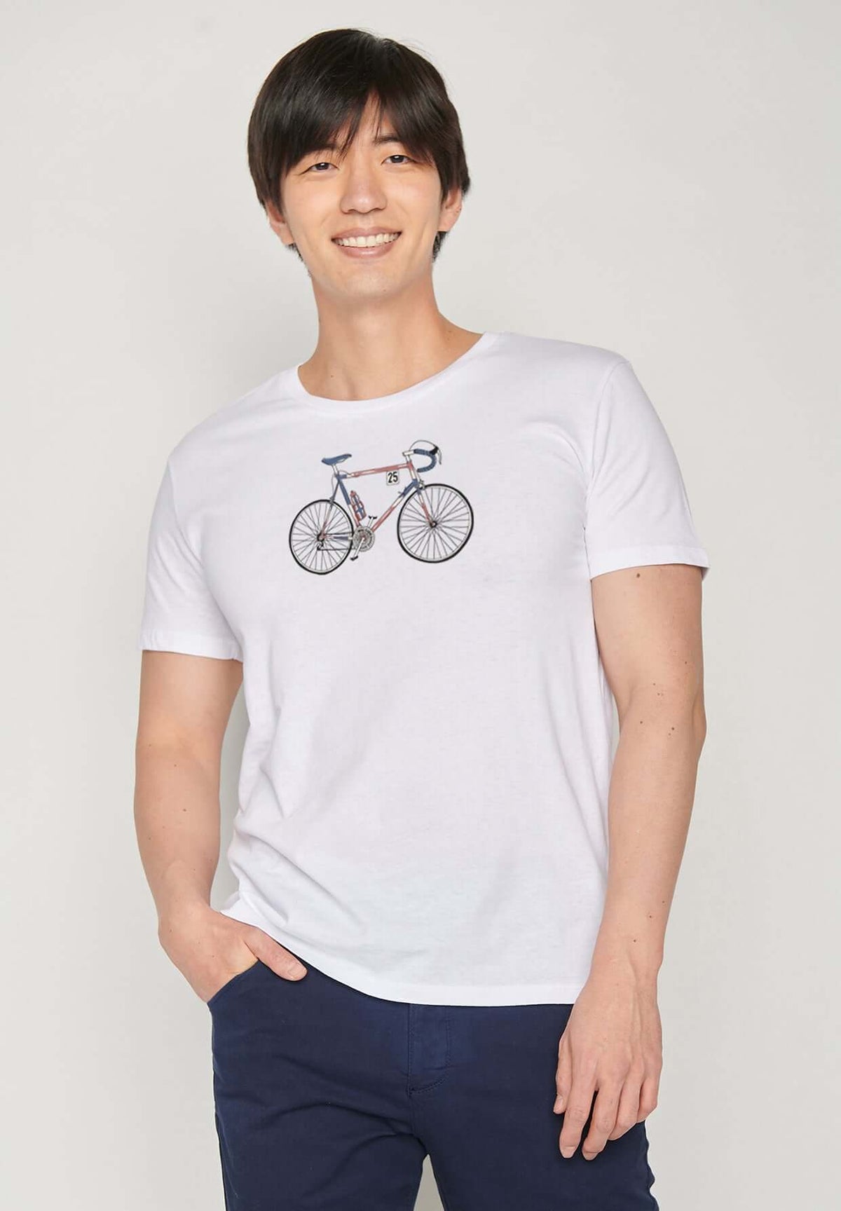 White: Sportliches T-Shirt aus Bio-Baumwolle für Herren [19623]