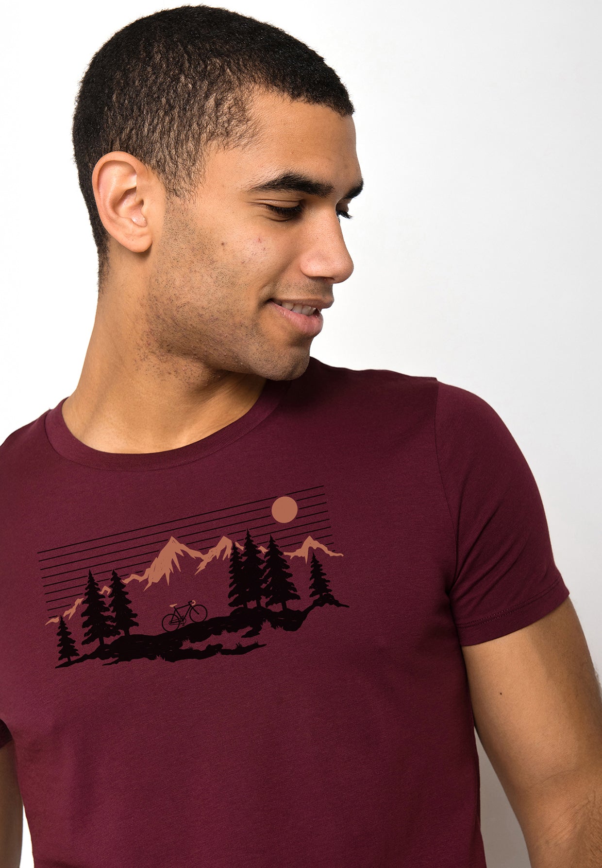 Velvet Rain: Sportliches T-Shirt aus Bio-Baumwolle für Herren [19629]