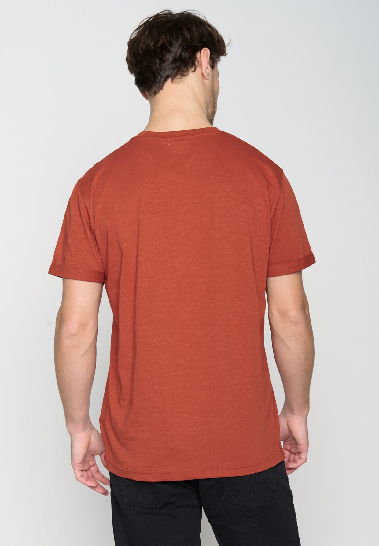Dark Clay: Lässiges T-Shirt aus Bio-Baumwoll Mix für Herren [19680]