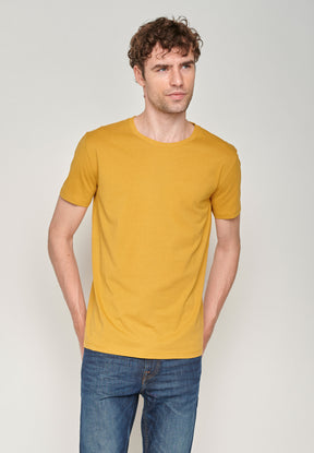 Ochre: Sportliches T-Shirt aus Bio-Baumwolle für Herren [1976]