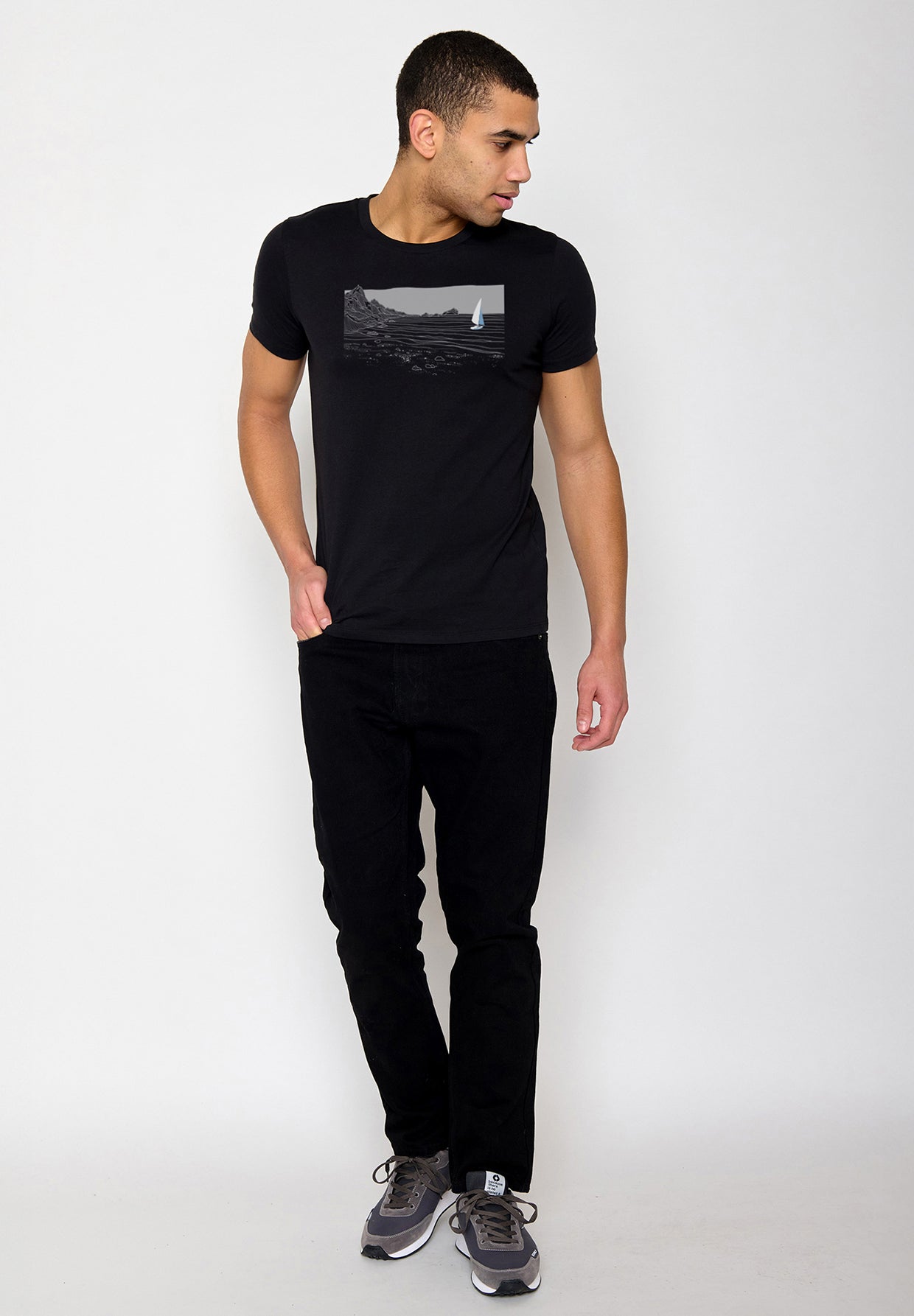 Schwarz:  Sportliches T-Shirt aus Bio-Baumwolle für Herren [19779]