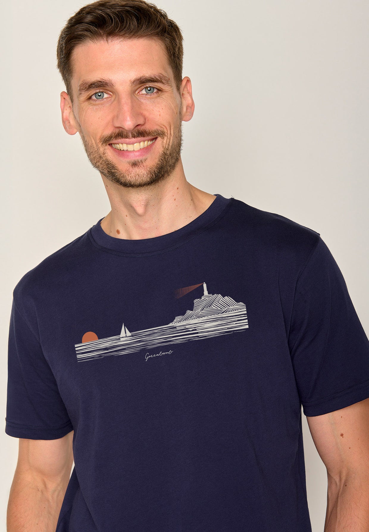 Navy: Lässiges Oversize-T-Shirt aus Bio-Baumwolle für Herren [19816]