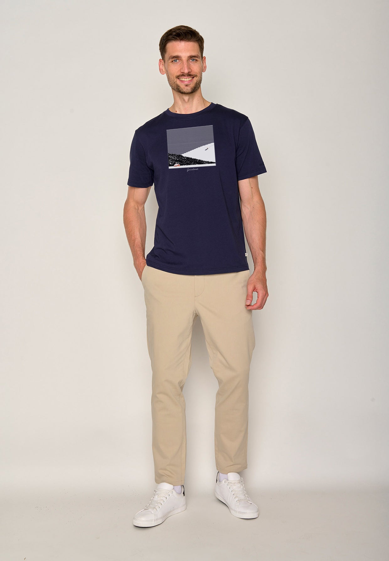 Navy: Lässiges Oversize-T-Shirt aus Bio-Baumwolle für Herren [19908]