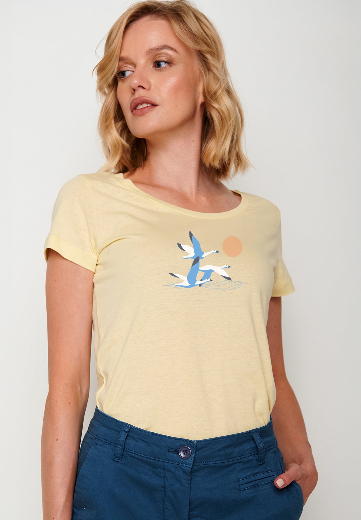 Gelb:  Lässiges T-Shirt aus Bio-Baumwolle für Damen [19954]