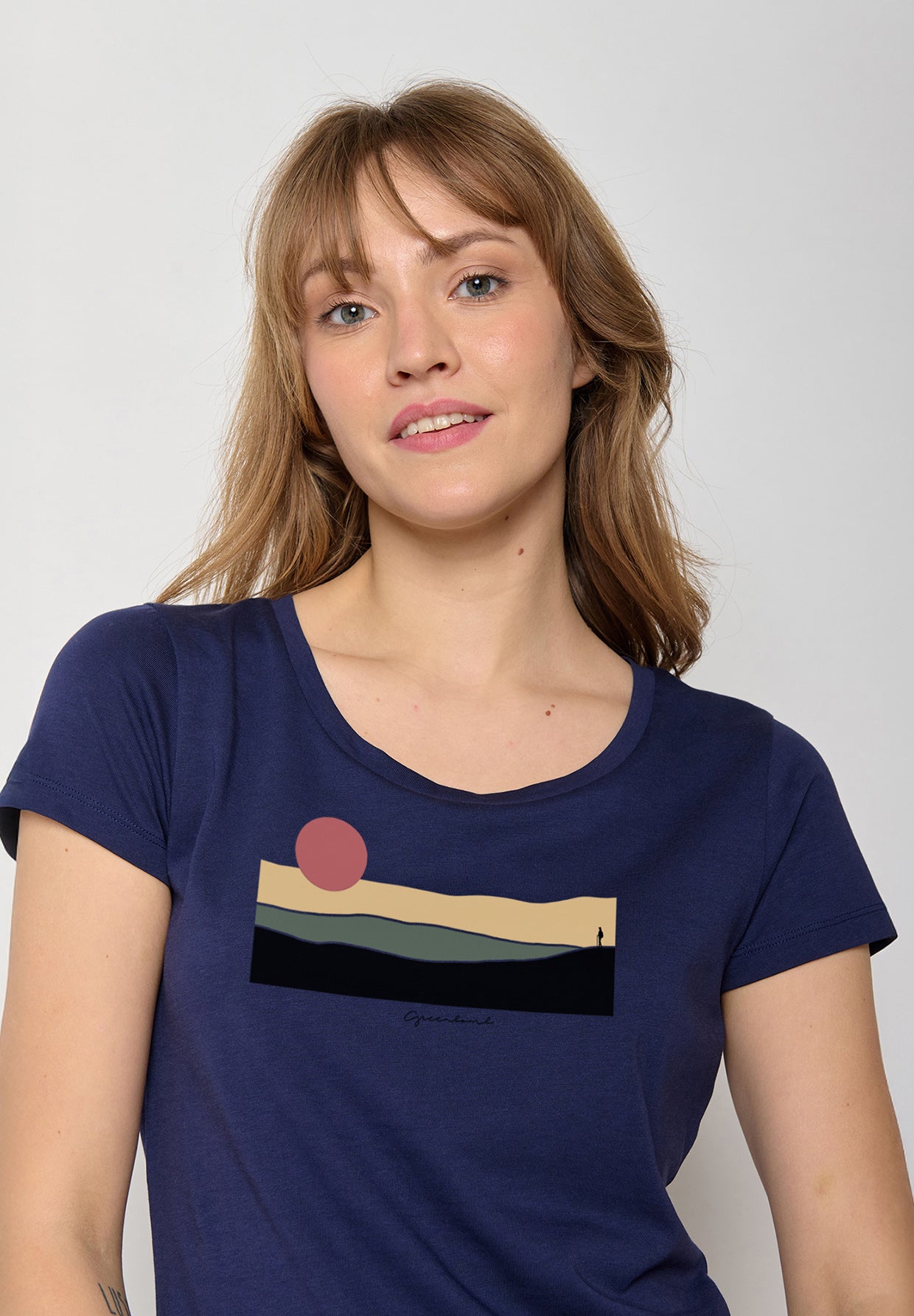 Navy: Lässiges T-Shirt aus Bio-Baumwolle für Damen [20233]