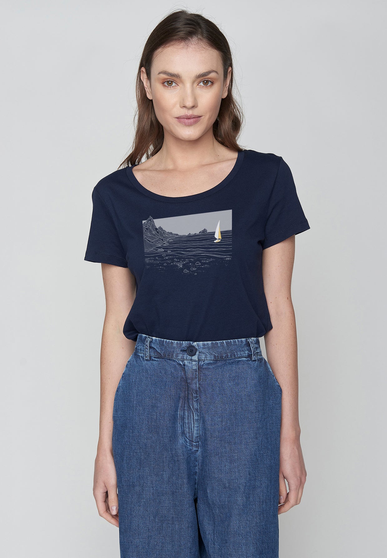 Navy: Sportliches T-Shirt aus Bio-Baumwolle für Damen [20254]