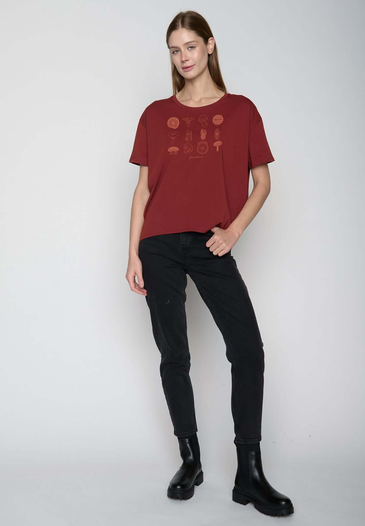 Red Berry: Lässiges T-Shirt aus Bio-Baumwoll-Mix für Damen [20315]