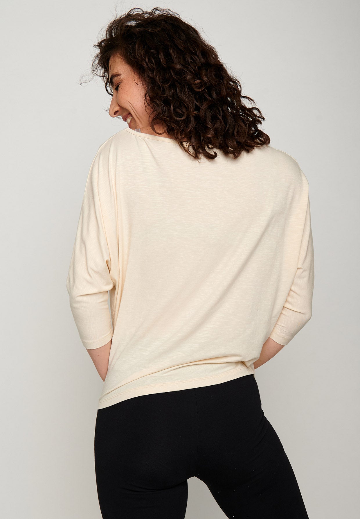 Sand: Lässiges Longsleeve aus Bambus Mix für Damen [20394]