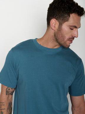 Tidal Blue: Lässiges Oversize-T-Shirt aus Bio-Baumwolle für Herren [20439]