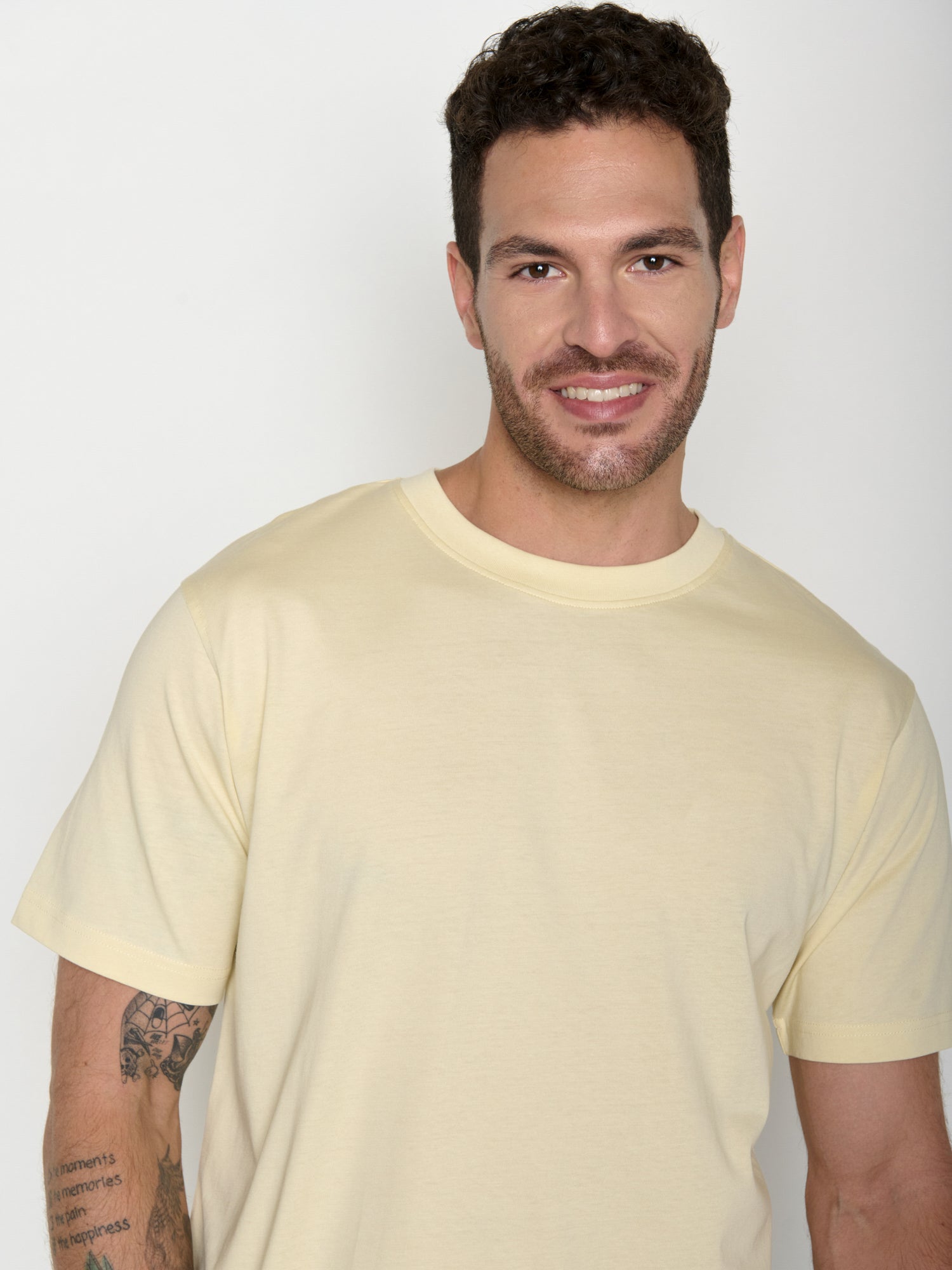 Vanilla Ice: Lässiges Oversize-T-Shirt aus Bio-Baumwolle für Herren [20445]