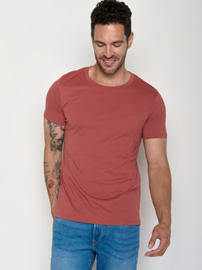 Sunset Red: Sportliches T-Shirt aus Bio-Baumwolle für Herren [20475]