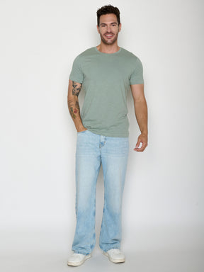 Soft Sage: Sportliches T-Shirt aus Bio-Baumwolle für Herren [20536]