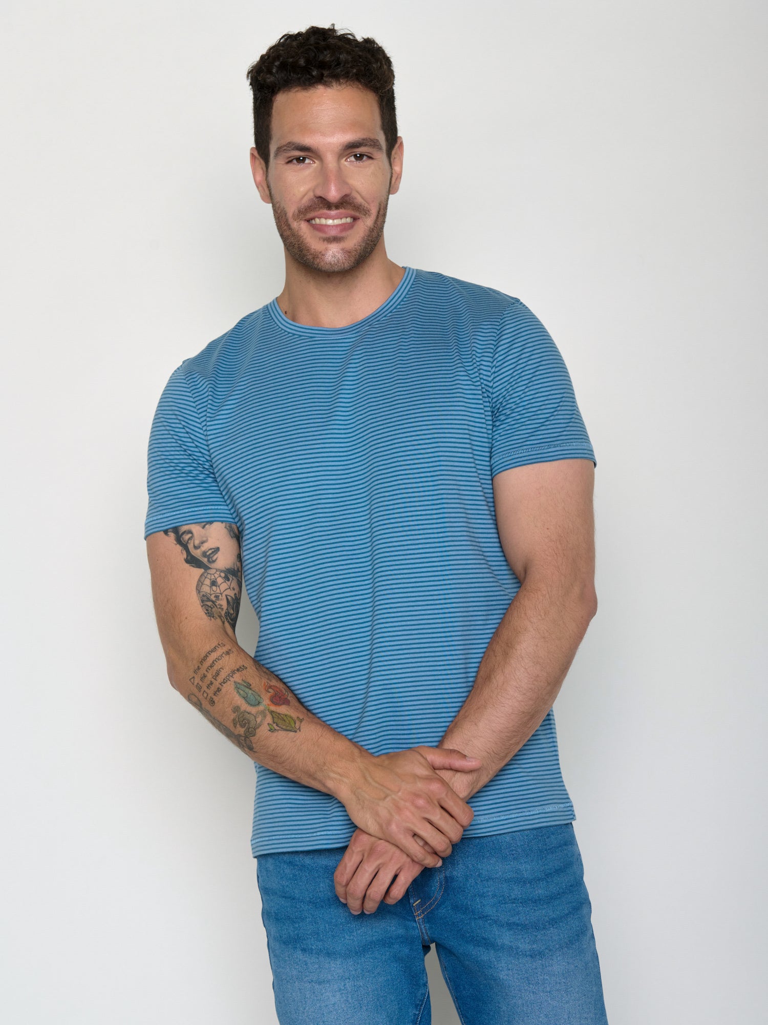 Tide Stripes: Sportliches T-Shirt aus Bio-Baumwolle für Herren [20539]