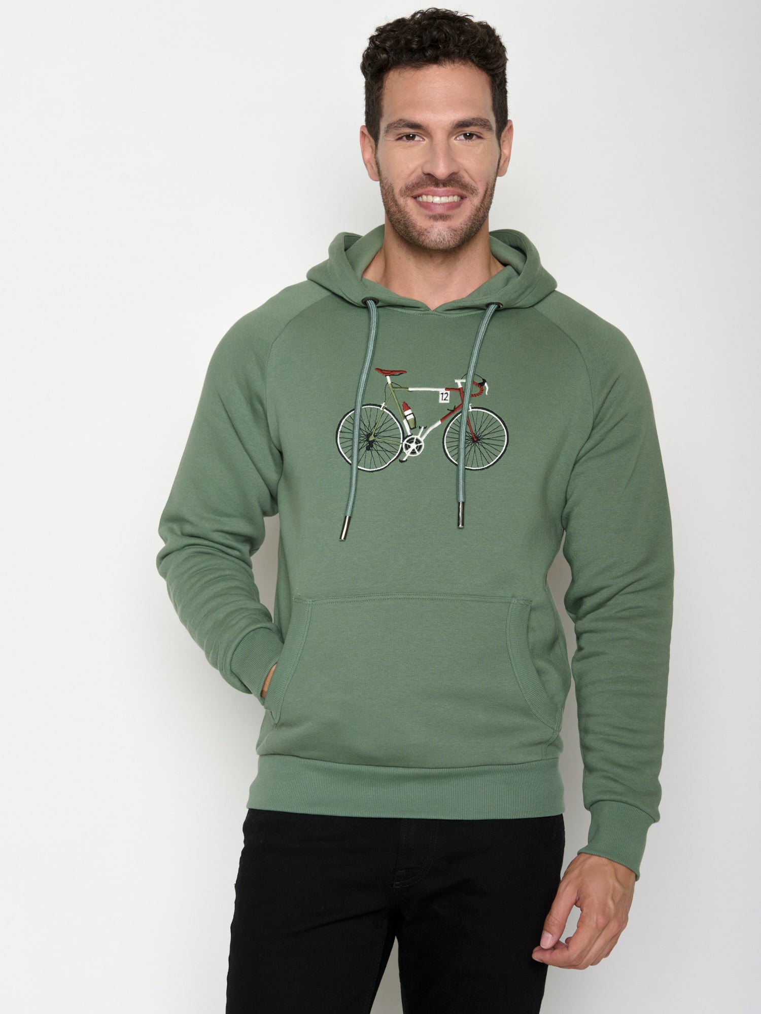 Soft Sage: Hoodie aus Bio-Baumwolle mit Raglan-Arm für Herren [20627]