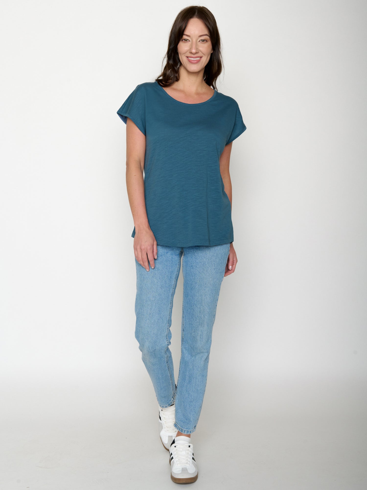 True Blue: Lässiges T-Shirt aus Bio-Baumwolle für Damen [20681]