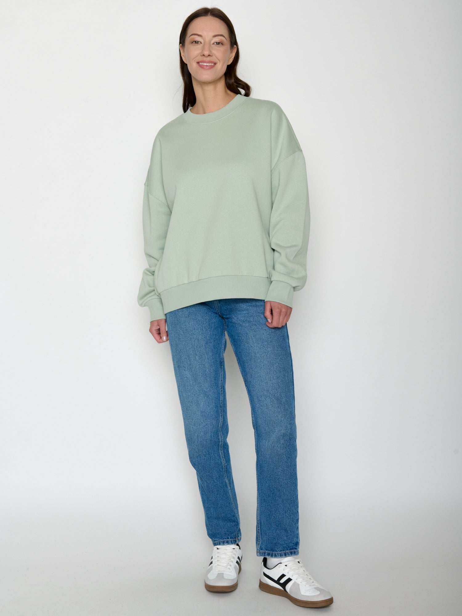 Muted Mint: Lässiges Sweatshirt aus Bio-Baumwolle für Damen [20701]
