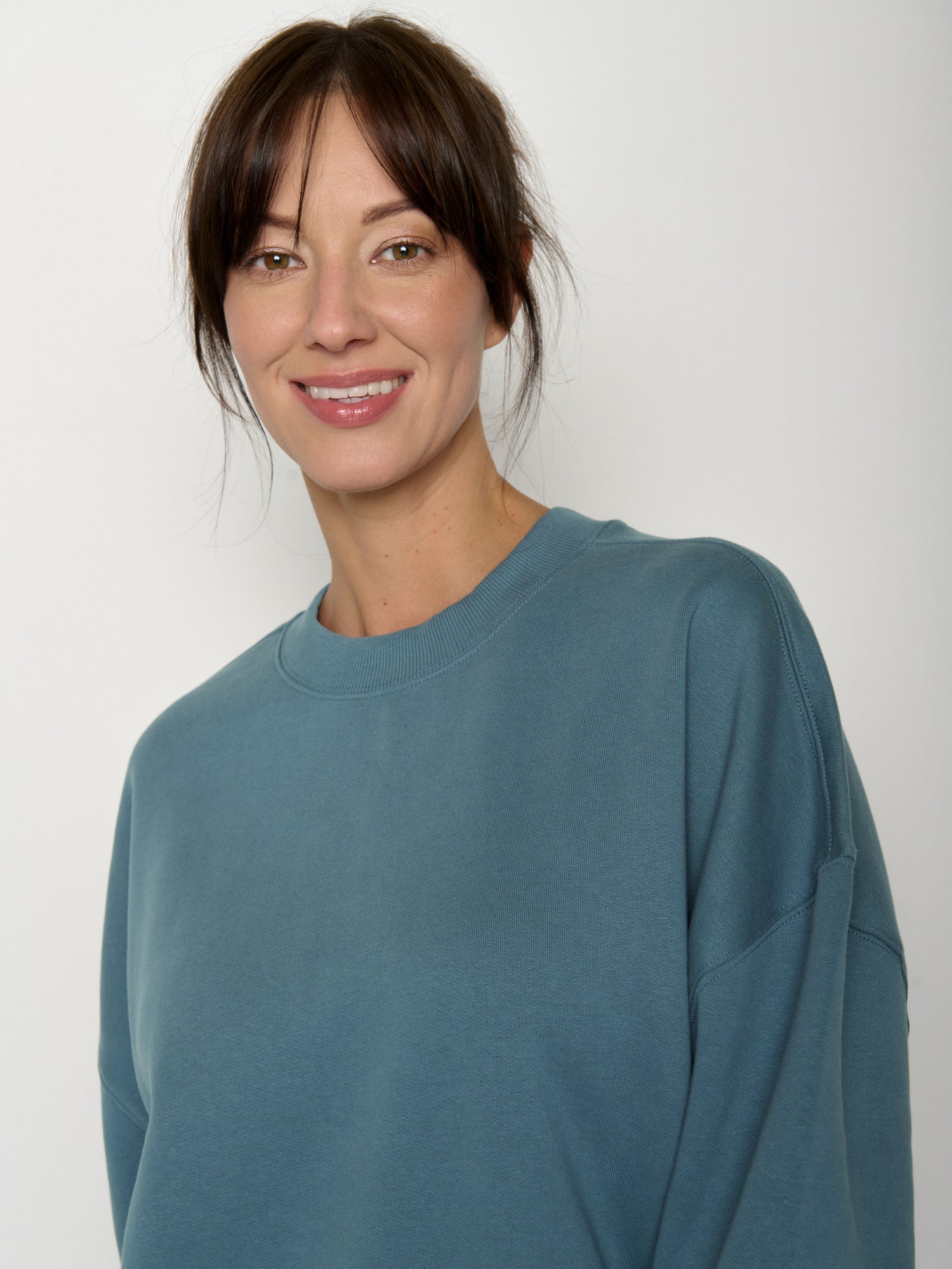 Vintage Blue: Lässiges Sweatshirt aus Bio-Baumwolle für Damen [20705]