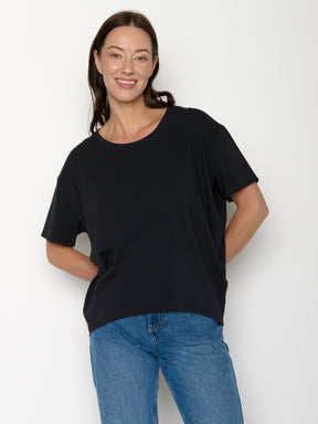 Schwarz:  Lässiges T-Shirt aus Bio-Baumwoll Mix für Damen [20709]