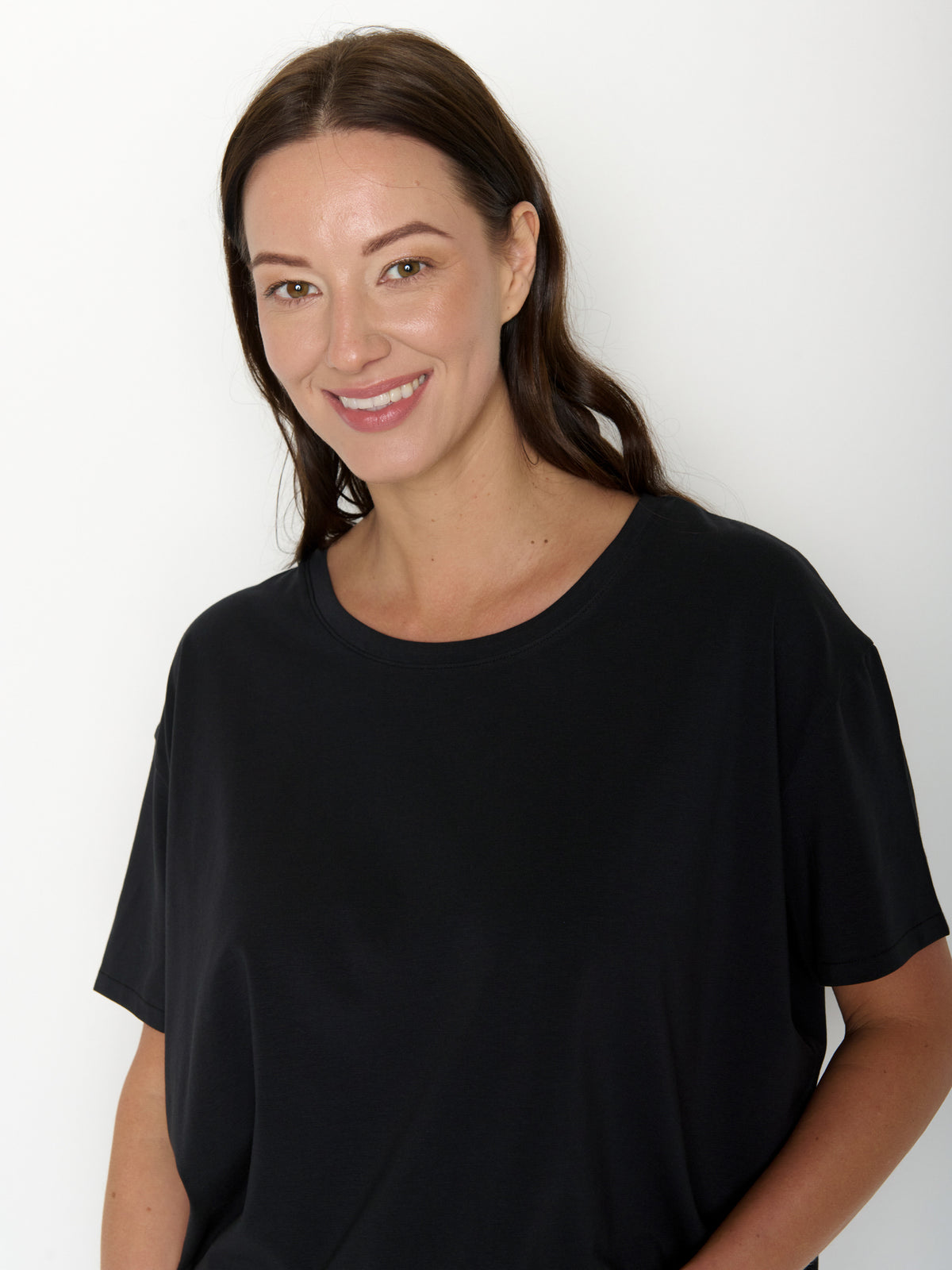 Schwarz:  Lässiges T-Shirt aus Bio-Baumwoll Mix für Damen [20710]
