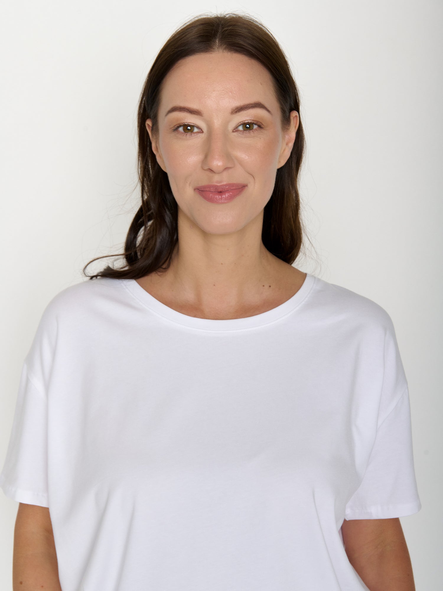 Weiß:  Lässiges T-Shirt aus Bio-Baumwoll Mix für Damen [20727]