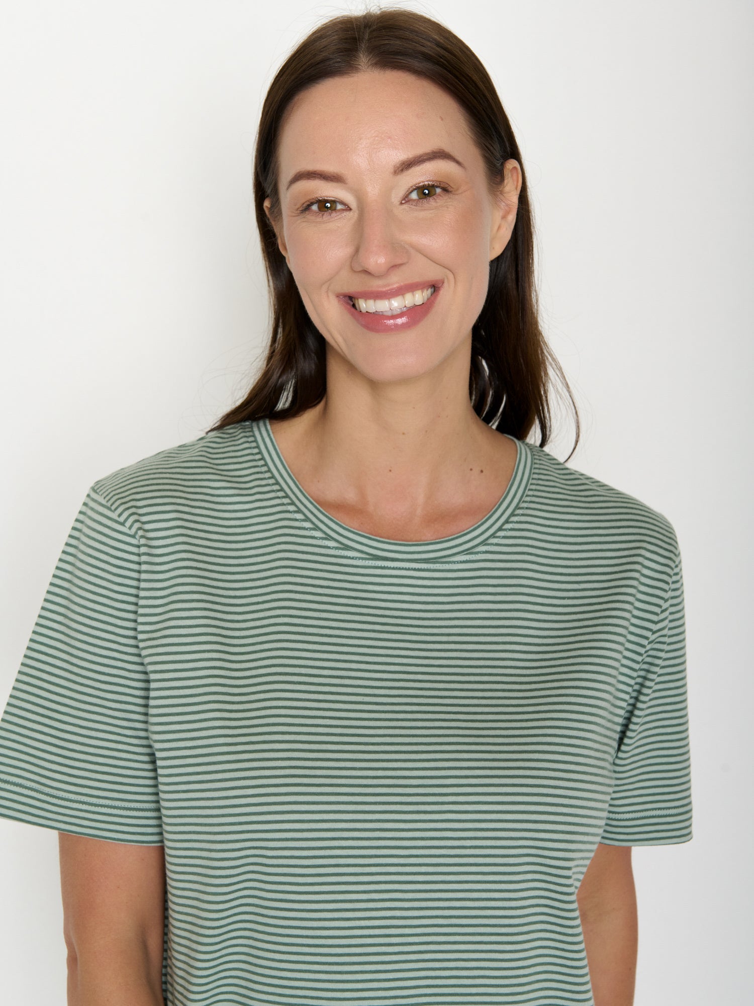 Bamboo Stripes: Kastiges T-Shirt aus Bio-Baumwolle für Damen [20807]