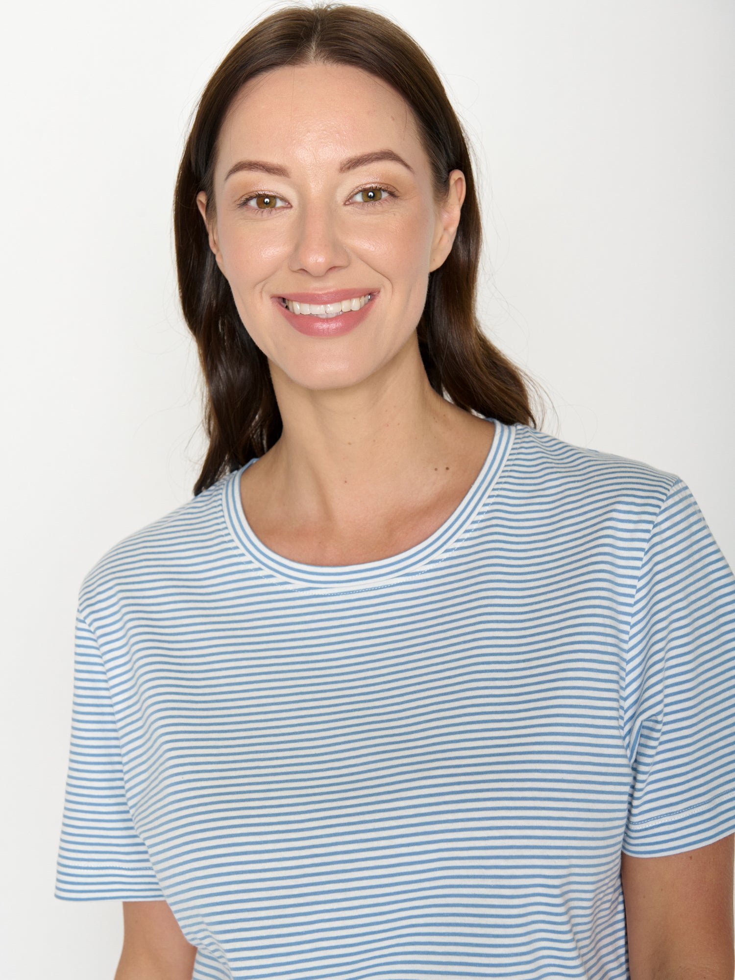 Glacier Stripes: Kastiges T-Shirt aus Bio-Baumwolle für Damen [20822]