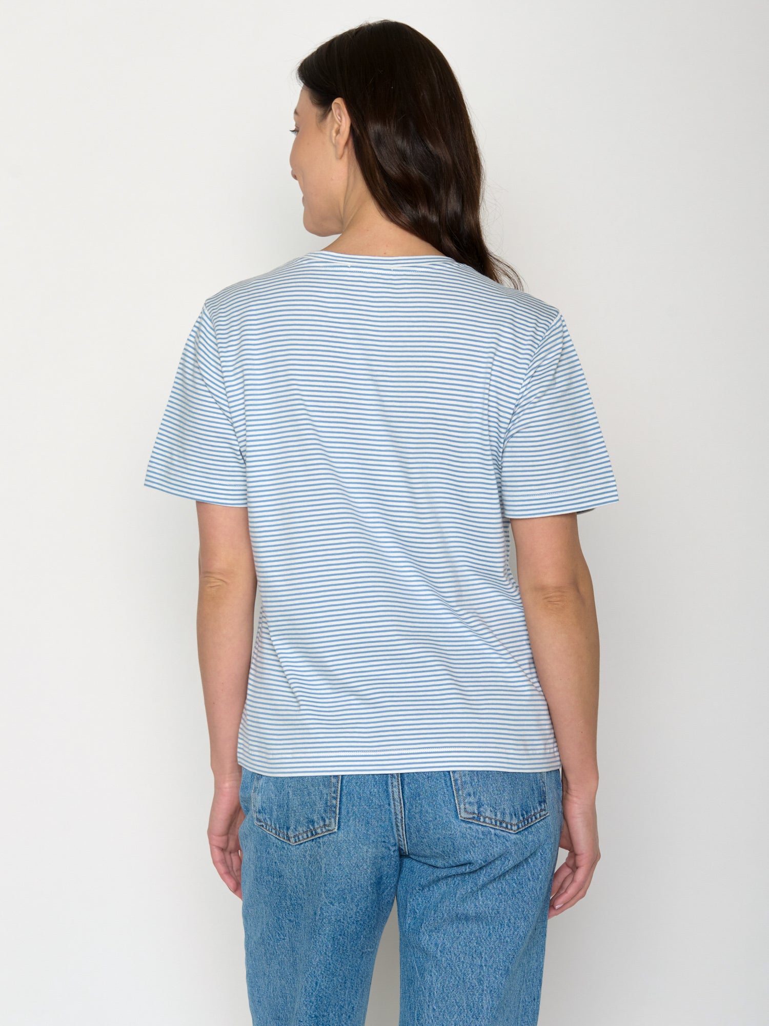 Glacier Stripes: Kastiges T-Shirt aus Bio-Baumwolle für Damen [20824]