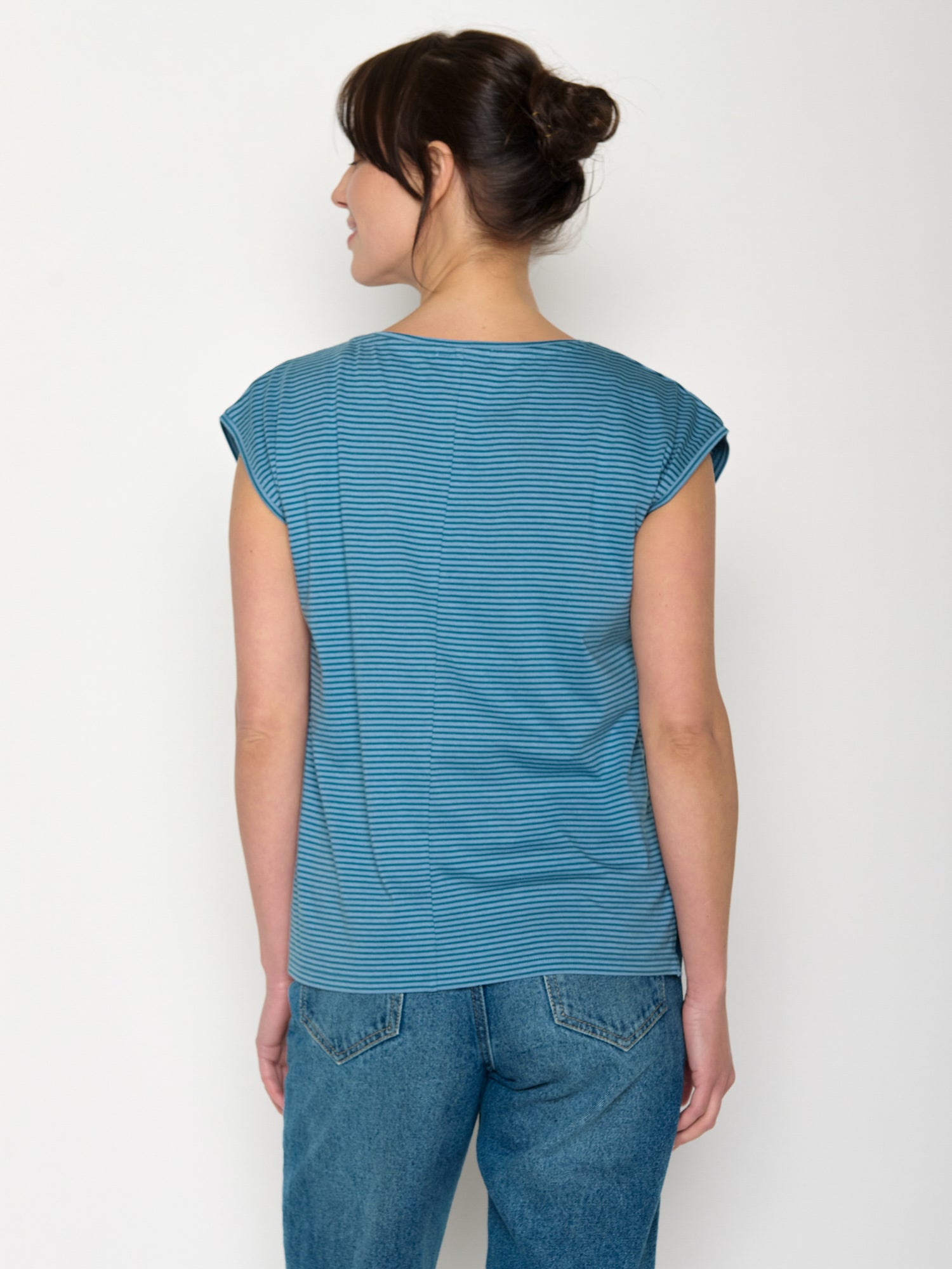 Tide Stripes: Lässiges Shirt aus Bio-Baumwolle für Damen [20904]