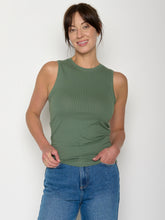 Olive: Sportliches Top aus LENZING™ TENCEL™ Mix für Damen [20911]