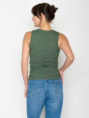 Olive: Sportliches Top aus LENZING™ TENCEL™ Mix für Damen [20914]
