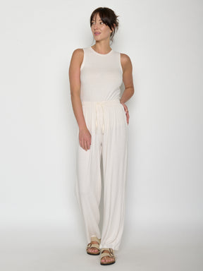 Off White: Lässige Hose aus LENZING™ ECOVERO™ für Damen [20938]