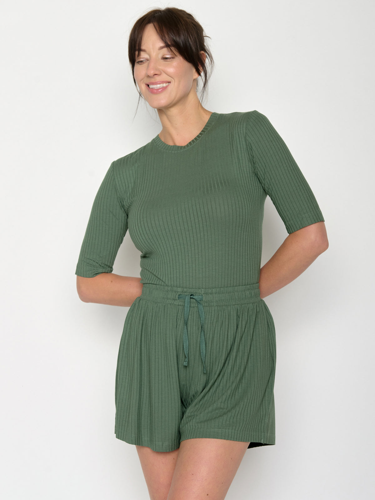 Olive: Lässige Hose aus LENZING™ TENCEL™ Mix für Damen [20971]