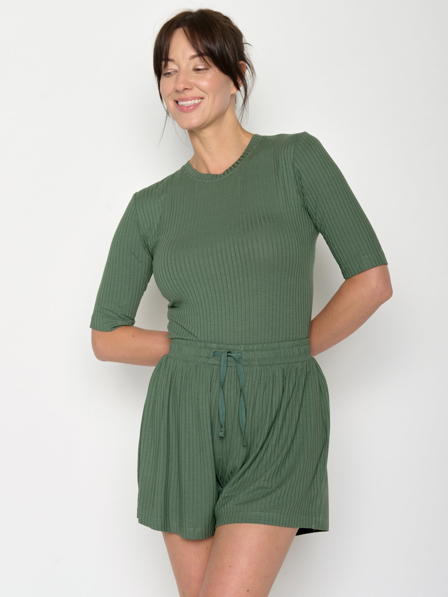 Olive: Lässige Hose aus LENZING™ TENCEL™ Mix für Damen [20971]