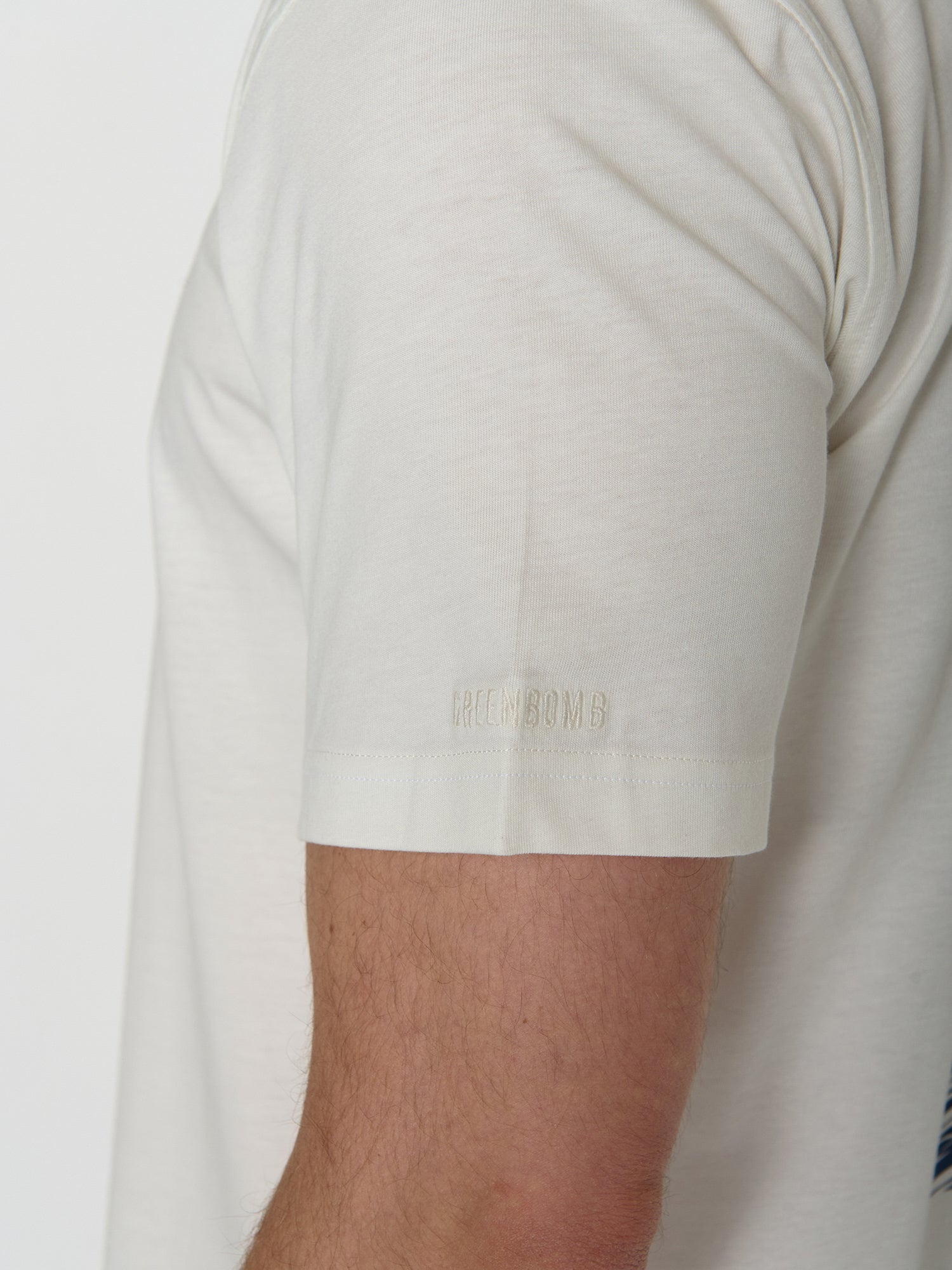 Moonstone: Lässiges Oversize-T-Shirt aus Bio-Baumwolle für Herren [21452]