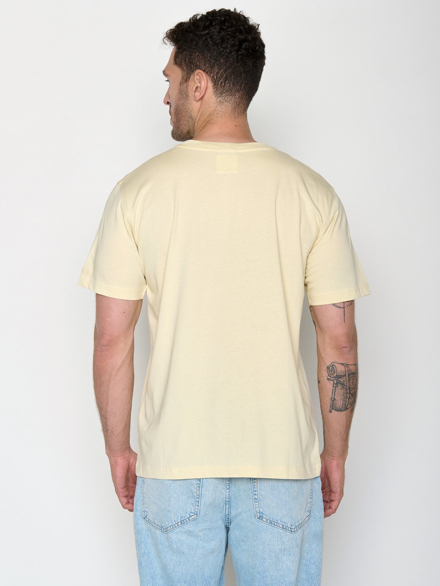 Vanilla Ice: Lässiges Oversize-T-Shirt aus Bio-Baumwolle für Herren [21469]