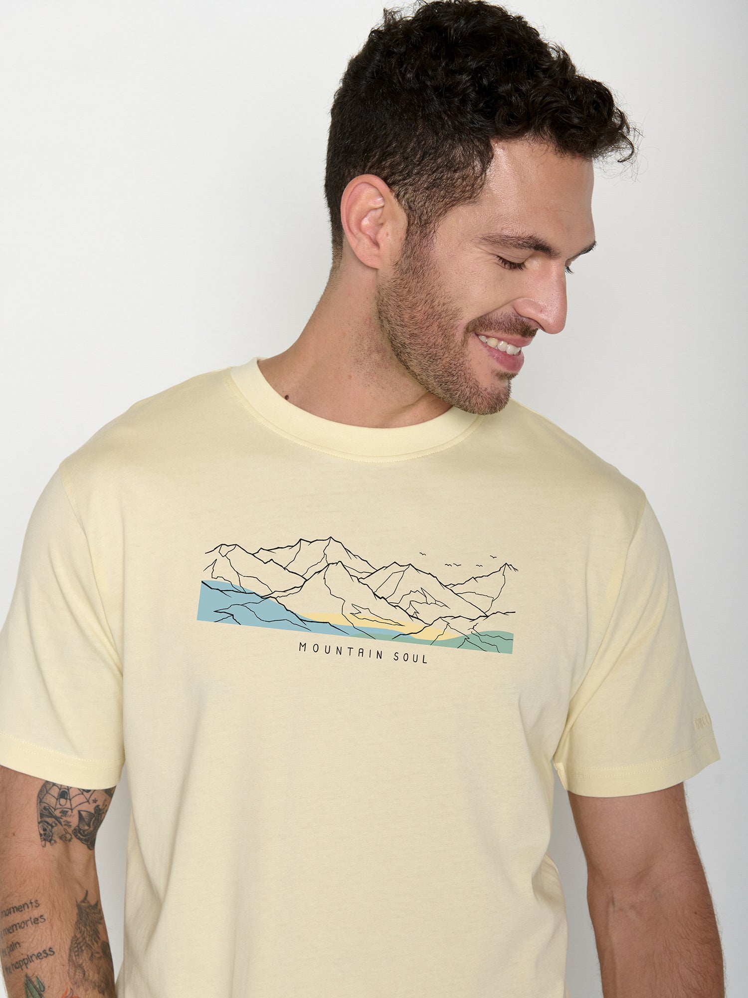 Vanilla Ice: Lässiges Oversize-T-Shirt aus Bio-Baumwolle für Herren [21520]