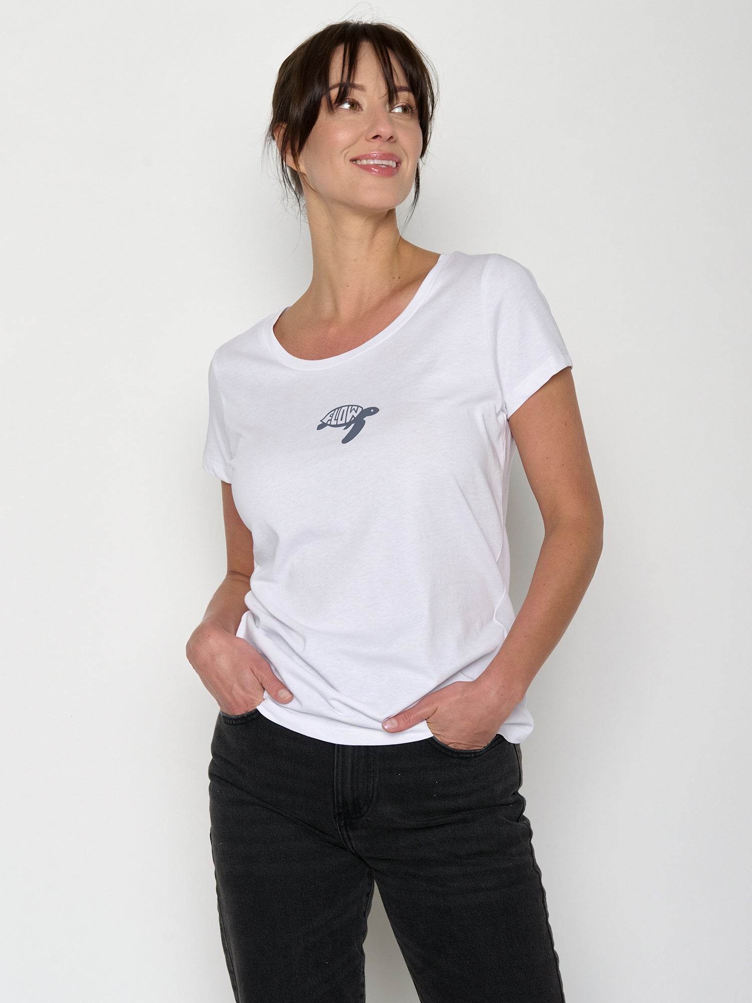 White: Sportliches T-Shirt aus Bio-Baumwolle für Damen [21572]