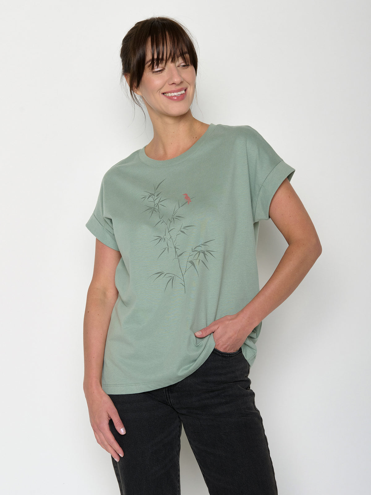 Pale Green: Sportliches T-Shirt aus Bio-Baumwolle mit Rollup Sleeve für Damen [21587]