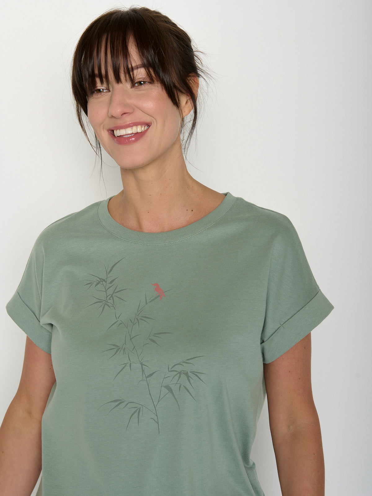 Pale Green: Sportliches T-Shirt aus Bio-Baumwolle mit Rollup Sleeve für Damen [21588]