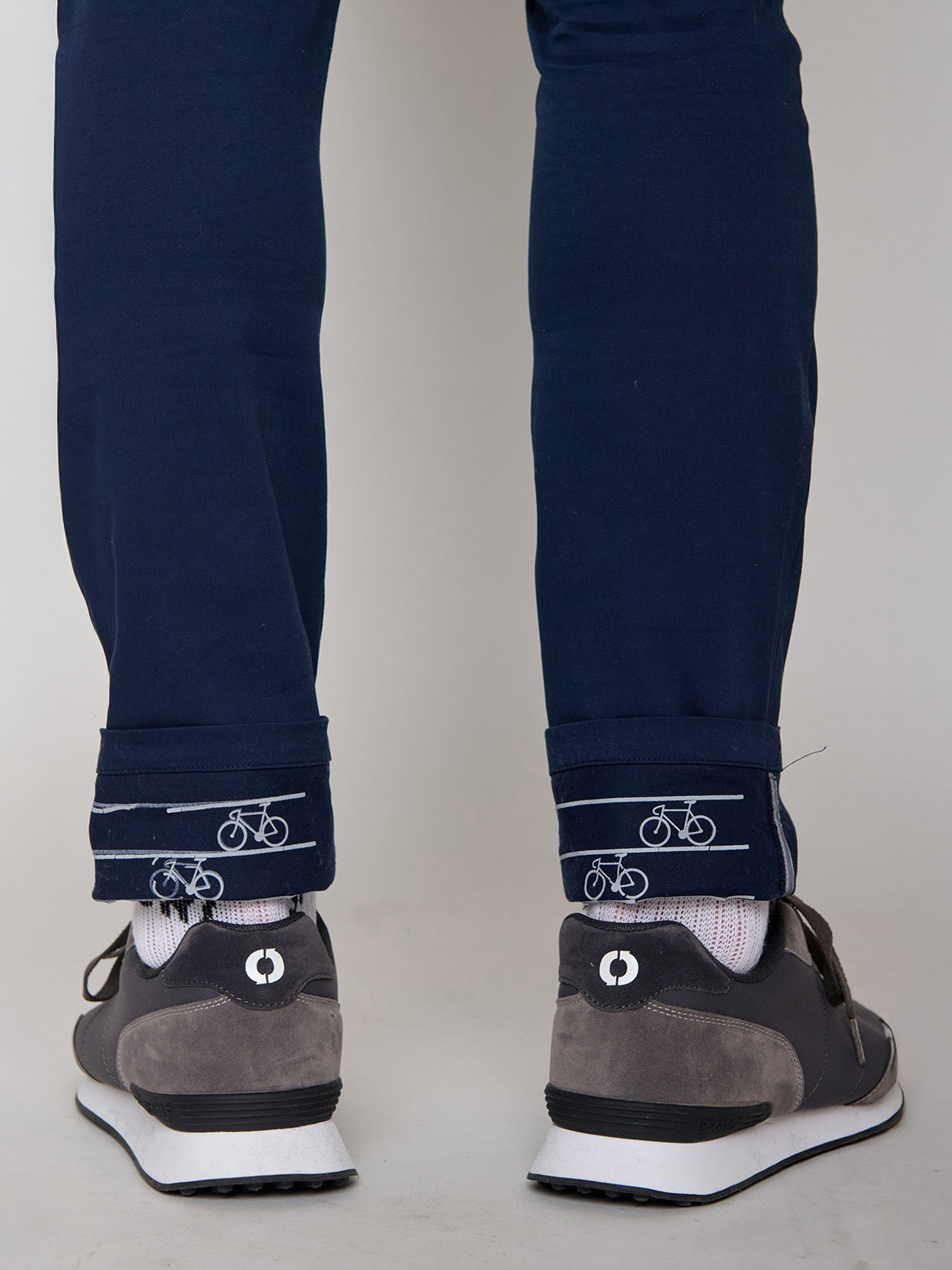 Navy: Gemütliche Chino aus Bio-Baumwoll Mix für Herren [21713]