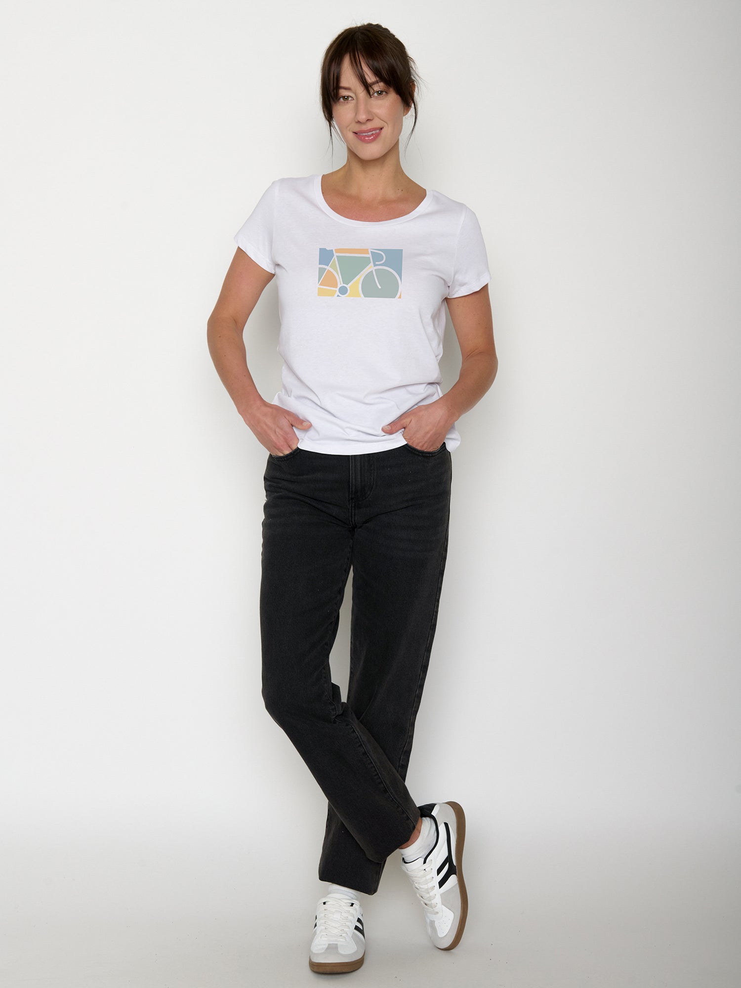 White: Sportliches T-Shirt aus Bio-Baumwolle für Damen [21959]