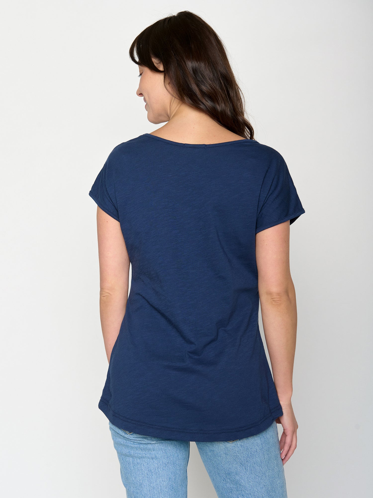 Navy: Lässiges T-Shirt aus Bio-Baumwolle für Damen [22010]