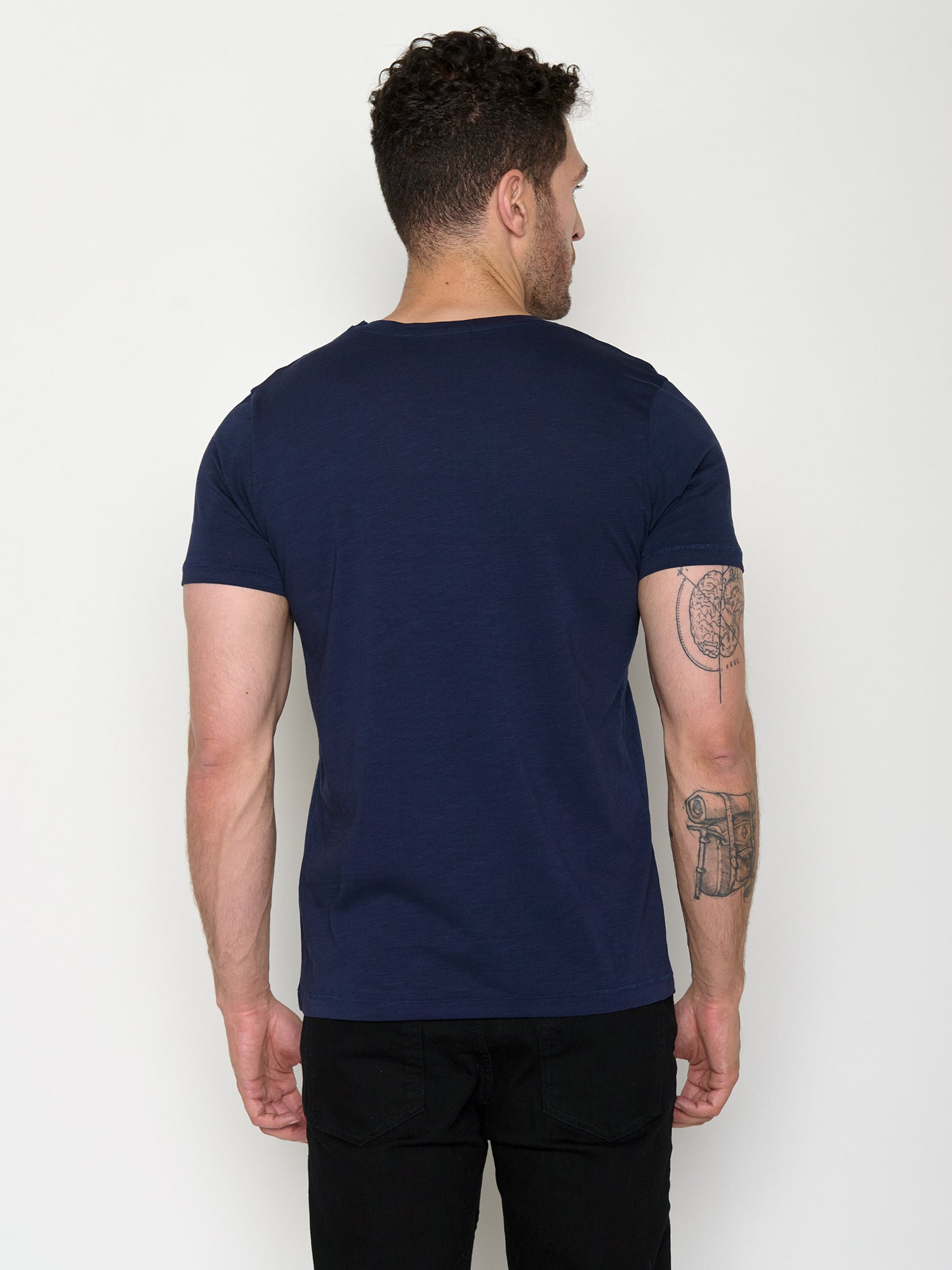 Navy: Sportliches T-Shirt aus Bio-Baumwolle für Herren [22047]