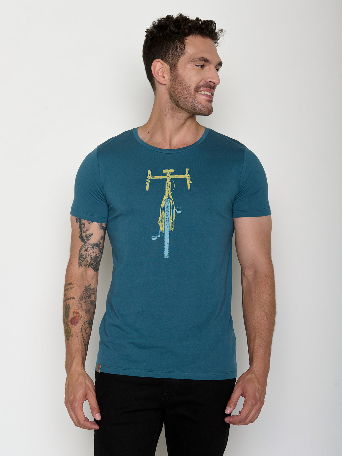 Blue Stone: Sportliches T-Shirt aus Bio-Baumwolle für Herren [22061]